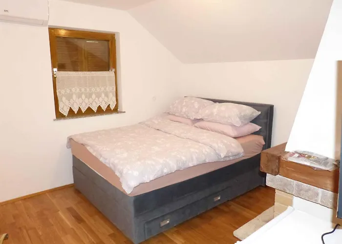 Vakantiehuis In - Kranjska Dragatuš